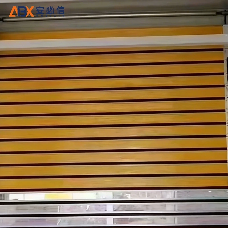 新乡铝质快速门